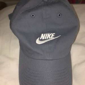 Women’s Nike hat